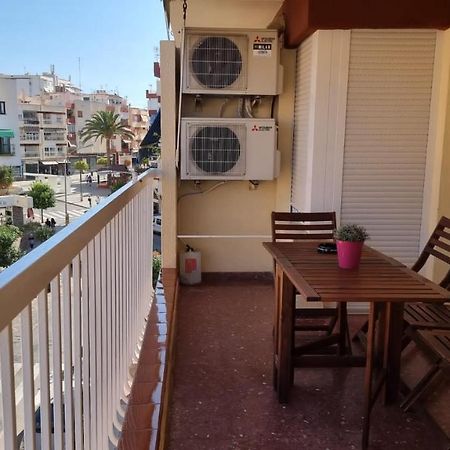 Piso Centrico Reformado / Apartment In The Center Нерха Экстерьер фото