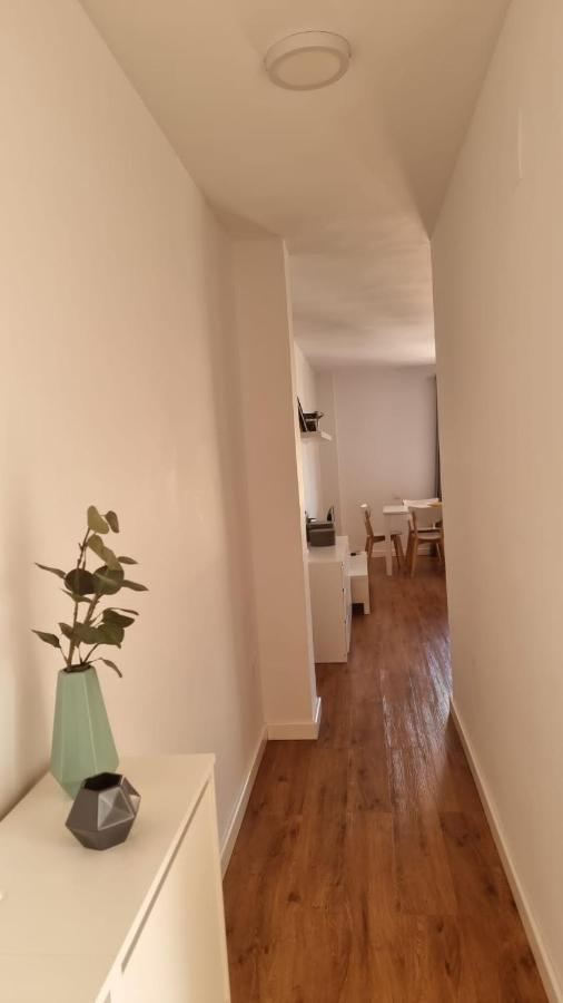 Piso Centrico Reformado / Apartment In The Center Нерха Экстерьер фото